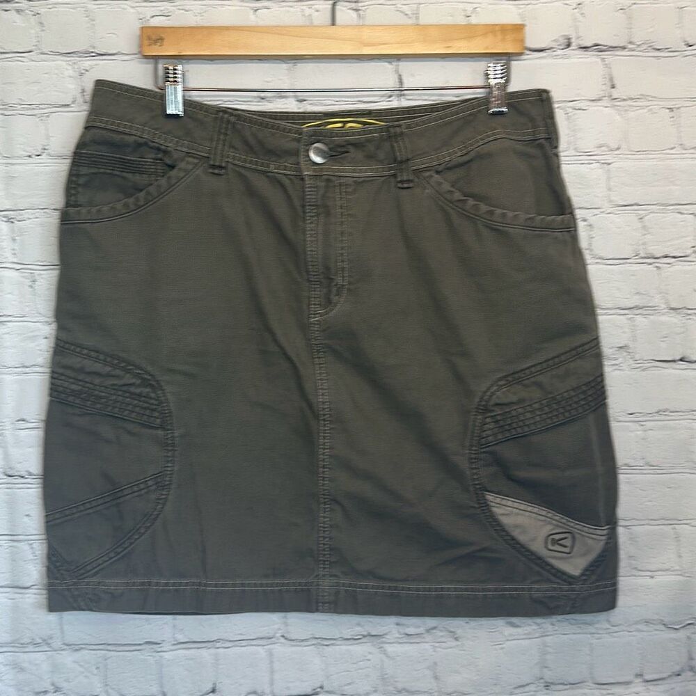 Keen Women's Size 14 Olive Green Original Hybrid Zip Pockets Skirt Knee Length